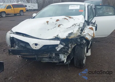 2011 Toyota Corolla S из США, поврежденный, VIN 2T1BU4EE1BC651168